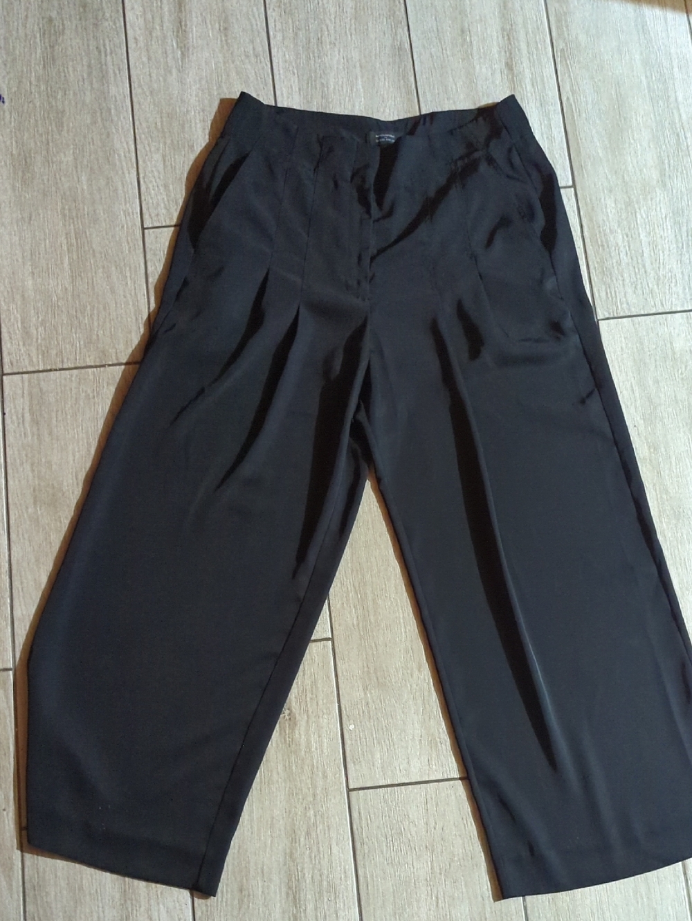 Banana Republic Black Pleated Wide-Leg Trouser